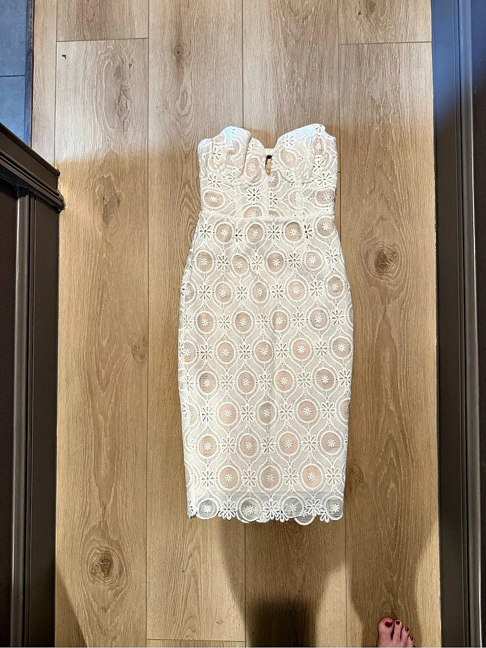 ELLIATT Cali Strapless Lace Midi Dress Pink & White Size Small